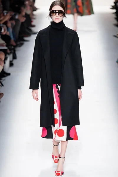 Look 4